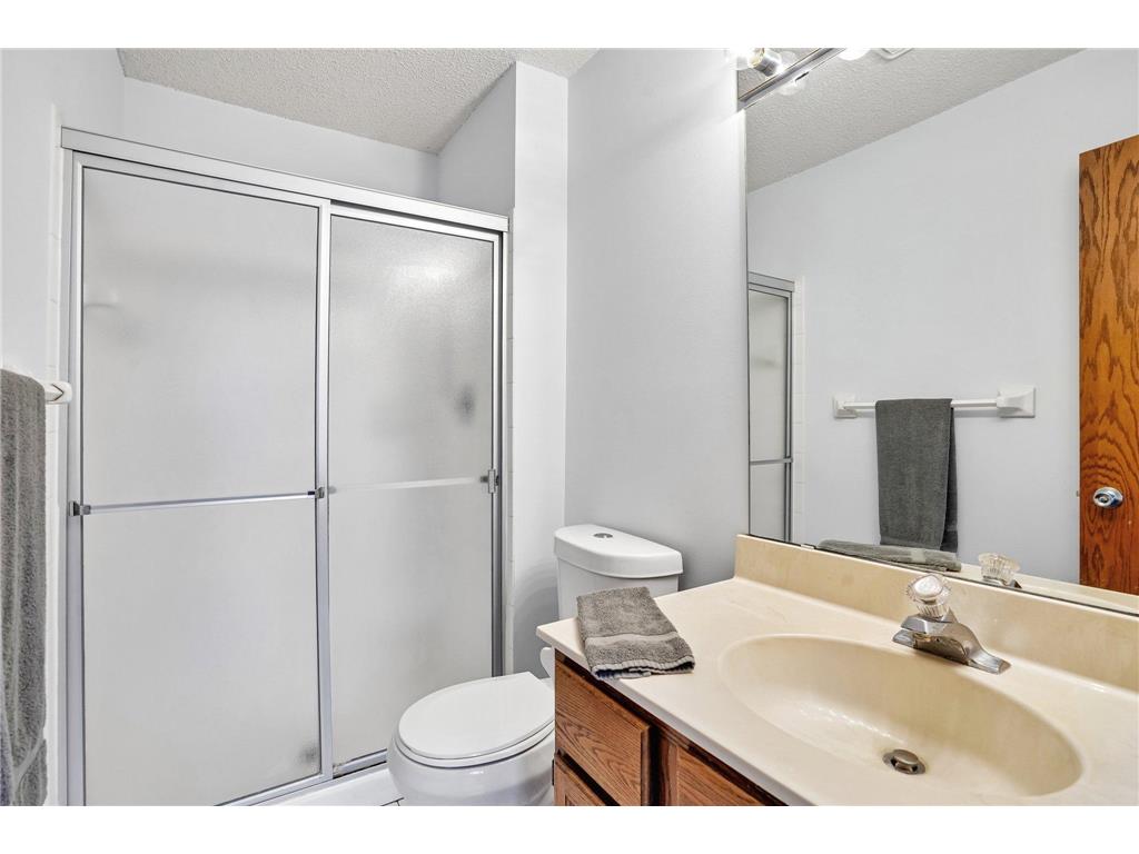 18669 Clear View Court Minnetonka MN 55345 7031146 image23