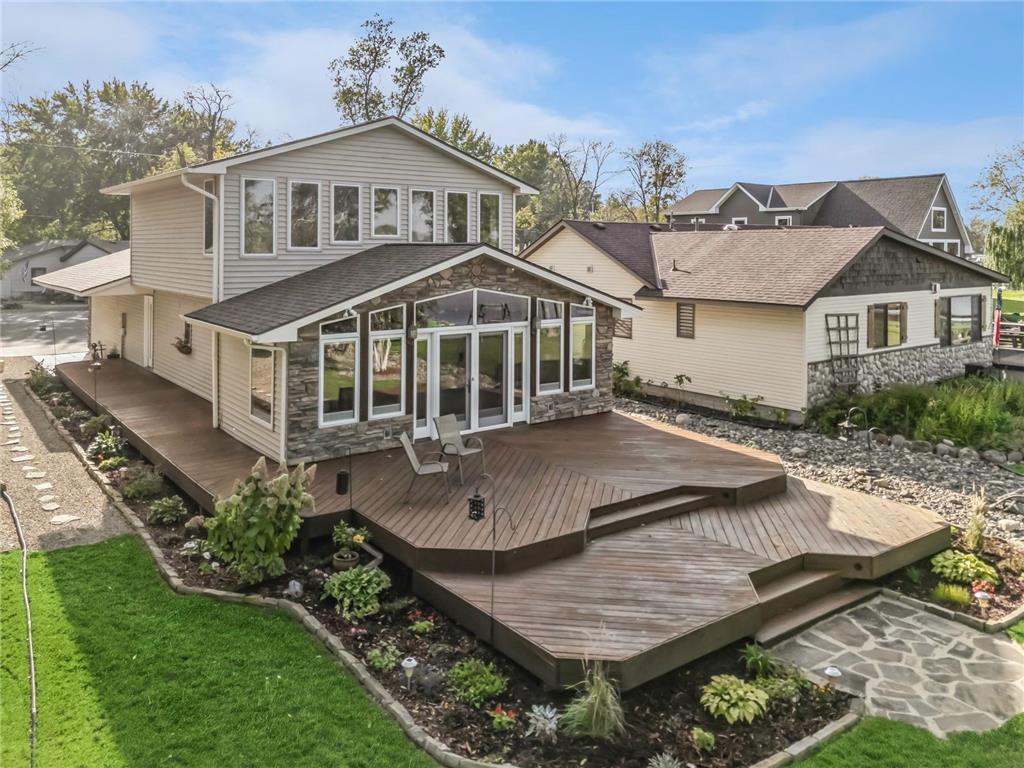 1867 Beach Drive SE Forest Lake MN 55025 - Forest 6703099 image1