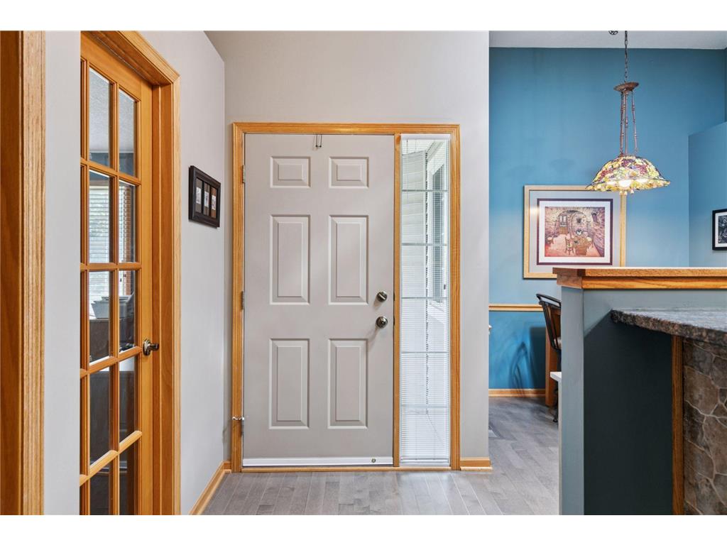 1867 Merlot Curve Eagan MN 55122 7062466 image14