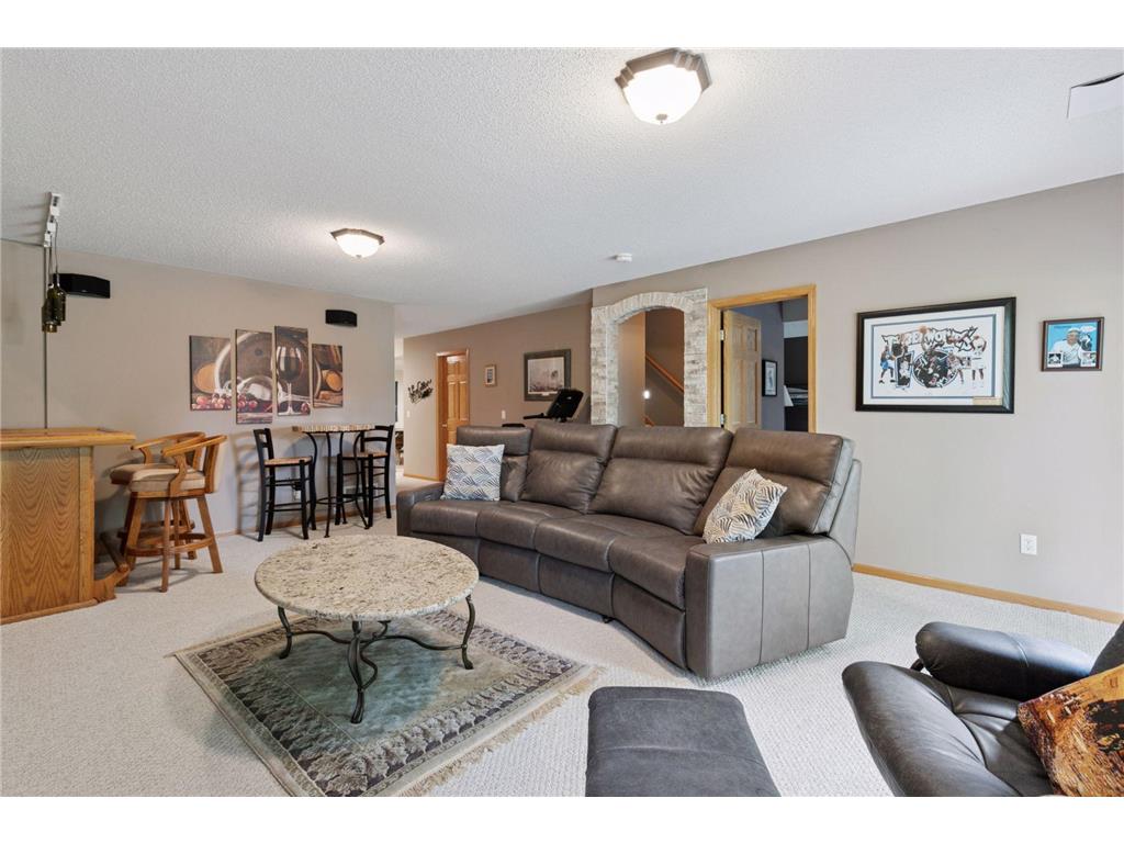 1867 Merlot Curve Eagan MN 55122 7062466 image24
