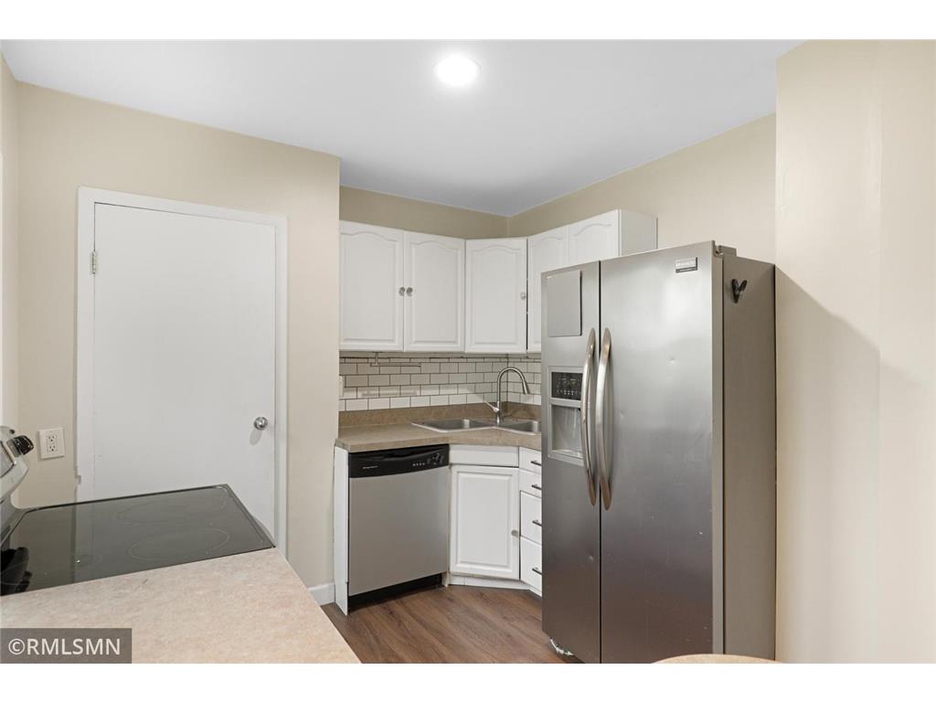 1868 Hawthorne Avenue E Saint Paul MN 55119 7089241 image12