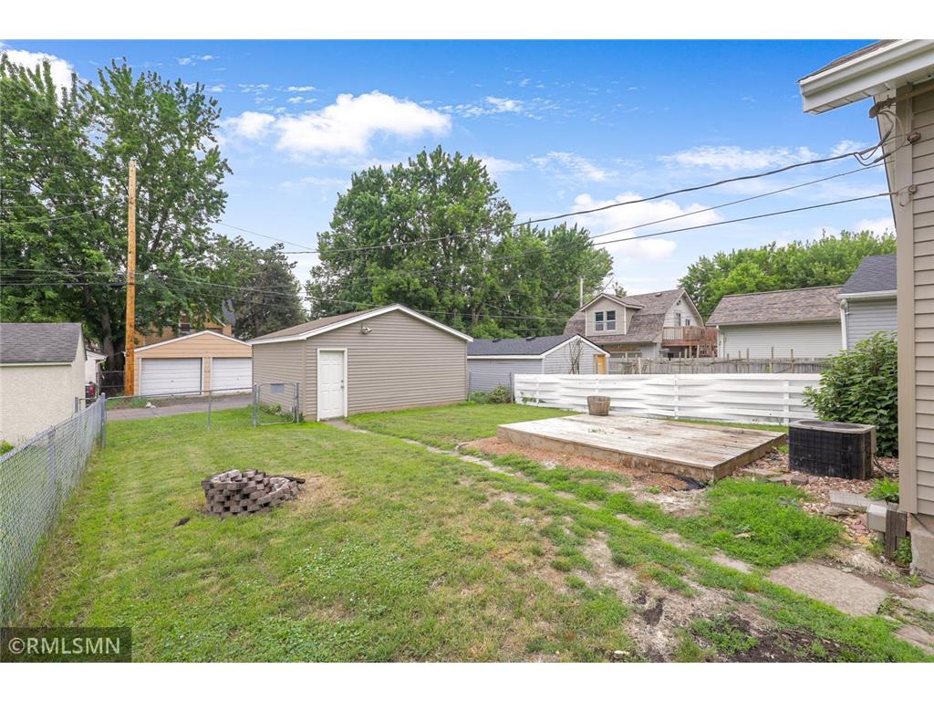 1868 Hawthorne Avenue E Saint Paul MN 55119 7089241 image21