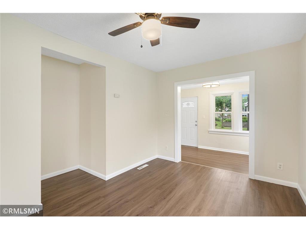 1868 Hawthorne Avenue E Saint Paul MN 55119 7089241 image7