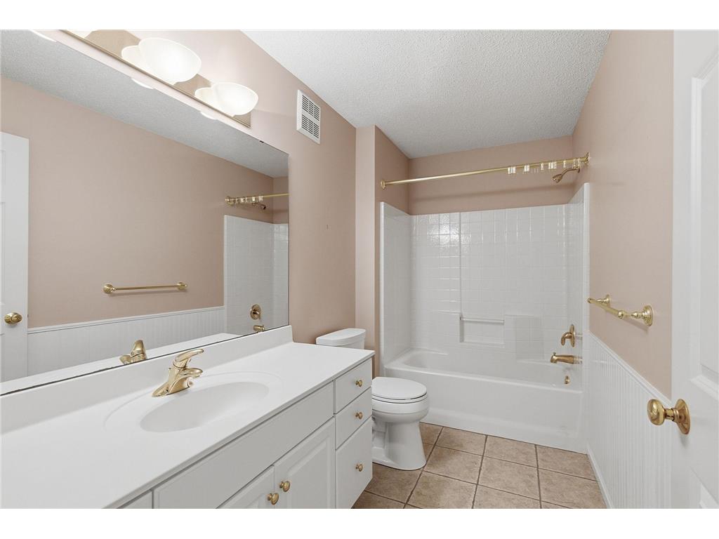 18681 Kalmar Trail Lakeville MN 55044 7075884 image21