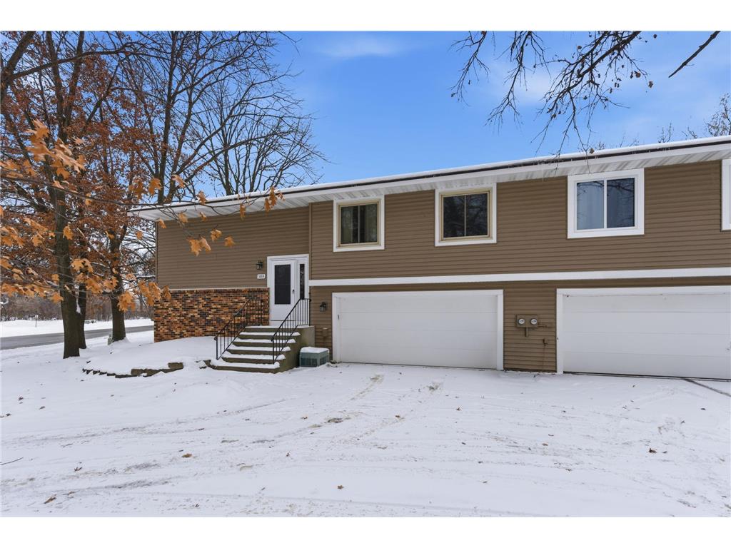 1869 113th Avenue NW Coon Rapids MN 55433 6826383 image1