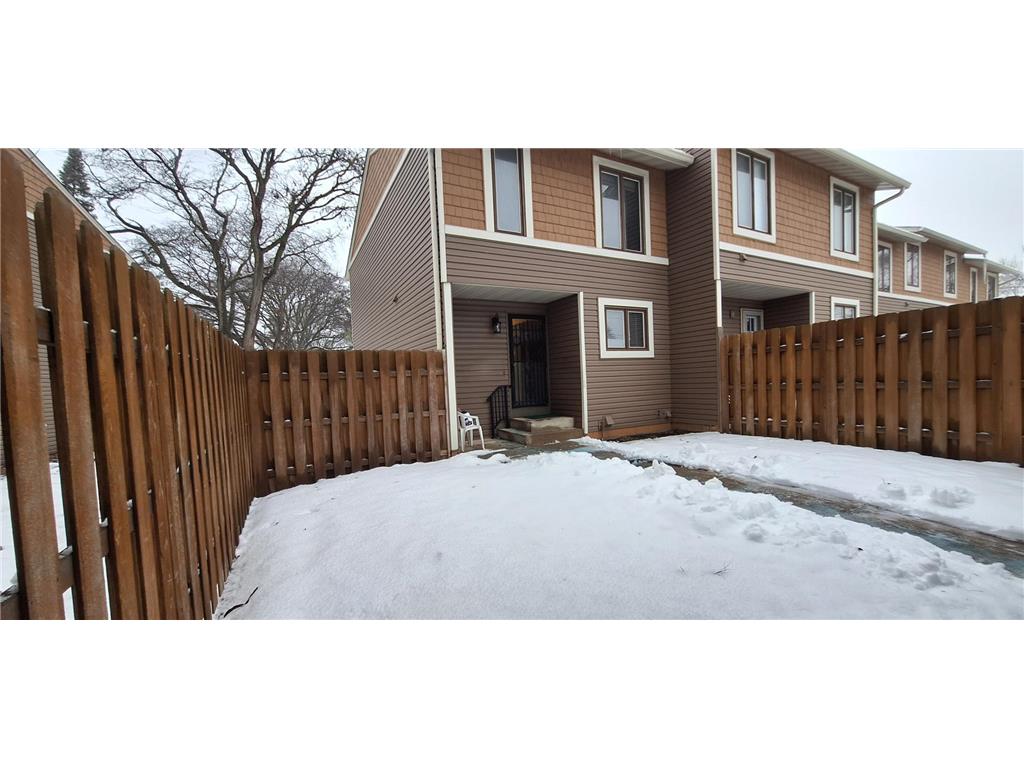 1869 County Road E E White Bear Lake MN 55110 7001731 image1