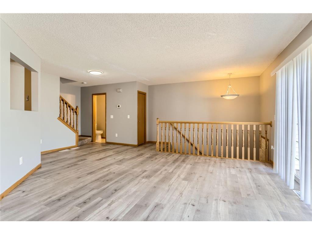 1869 E 122nd Street Burnsville MN 55337 7055772 image2