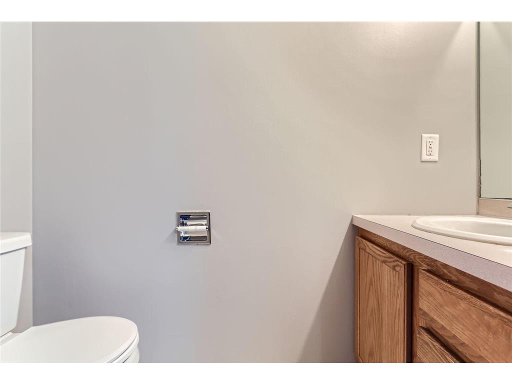 1869 E 122nd Street Burnsville MN 55337 7055772 image6