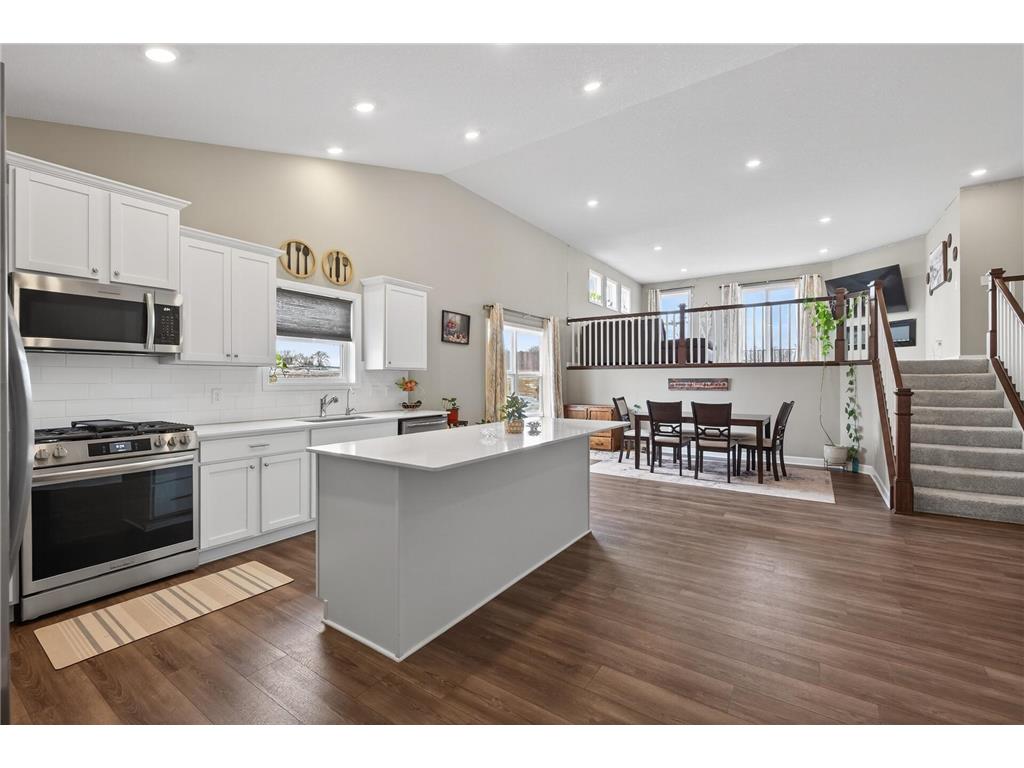 18693 Hamel Drive Lakeville MN 55044 7022146 image2