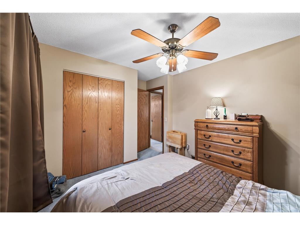 187 Valleyside Drive Saint Paul MN 55119 7046873 image10