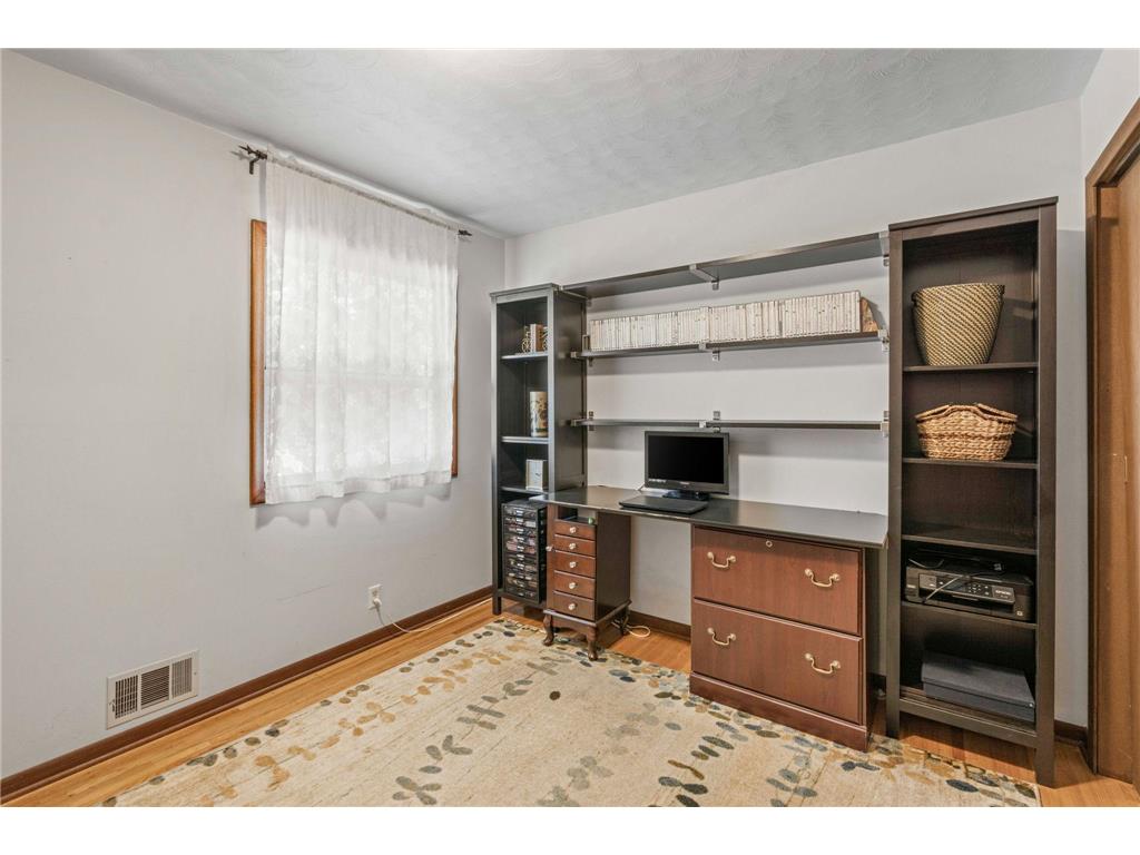 1870 7th Street NW New Brighton MN 55112 7082610 image16
