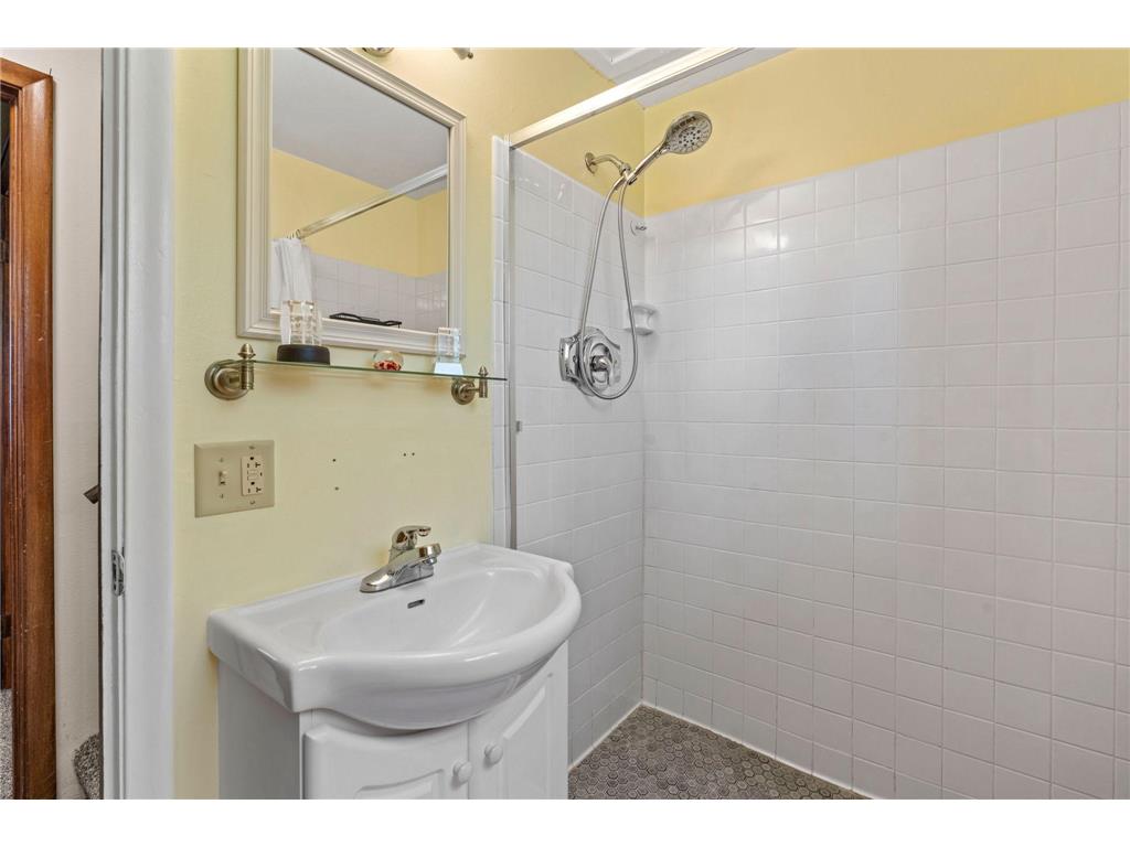 1870 7th Street NW New Brighton MN 55112 7082610 image22