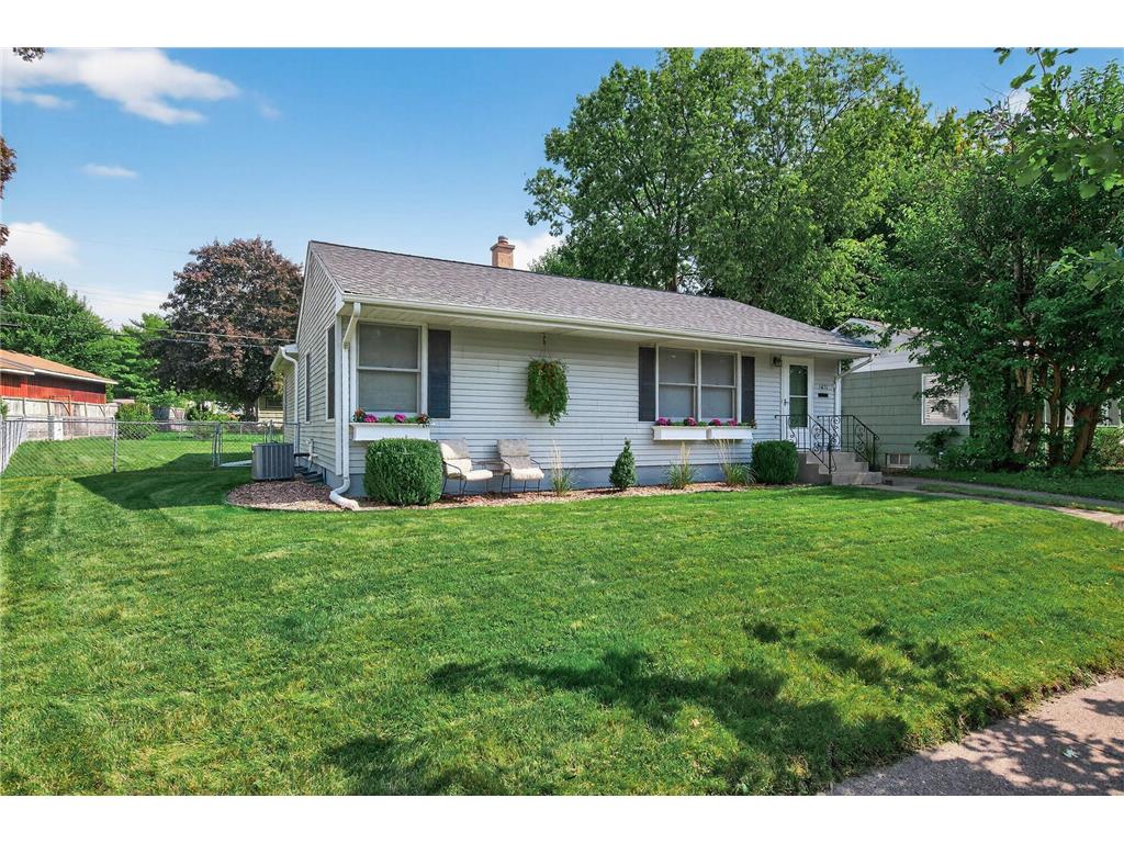1871 Morgan Avenue Saint Paul MN 55116 7051777 image1