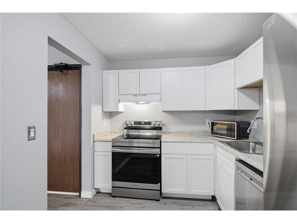 1871 Silver Bell Road #107 Eagan MN 55122 7092665 image10