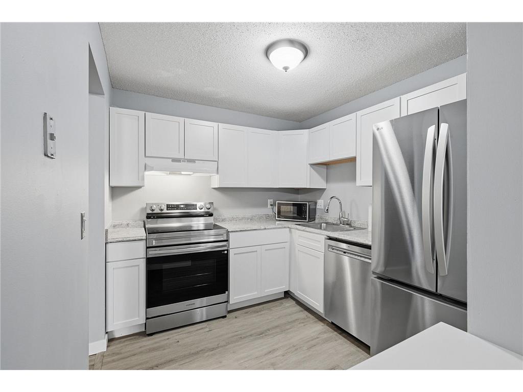 1871 Silver Bell Road #107 Eagan MN 55122 7092665 image8