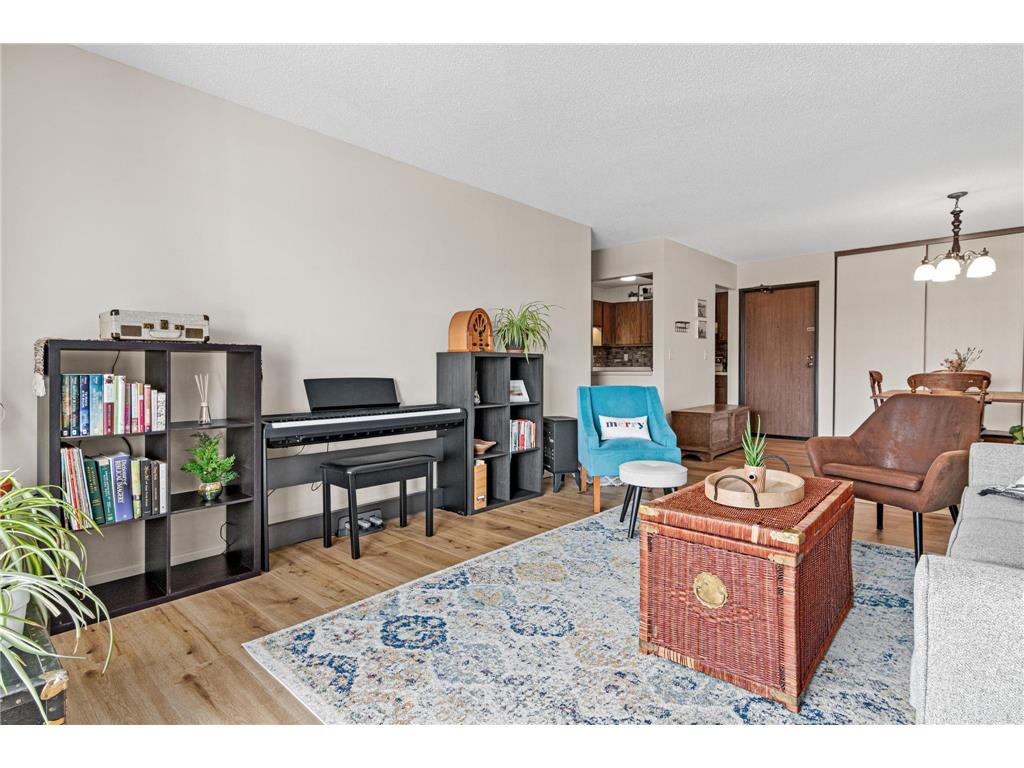 1871 Silver Bell Road #309 Eagan MN 55122 7027880 image2