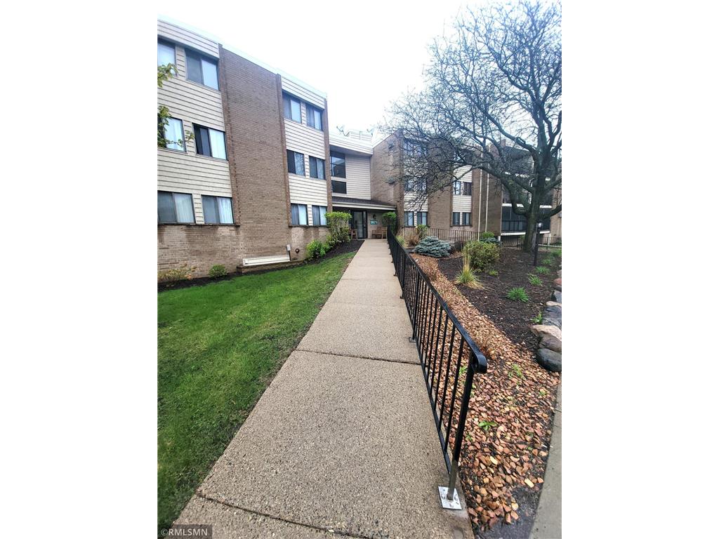 1871 Silver Bell Road #321 Eagan MN 55122 7062647 image30