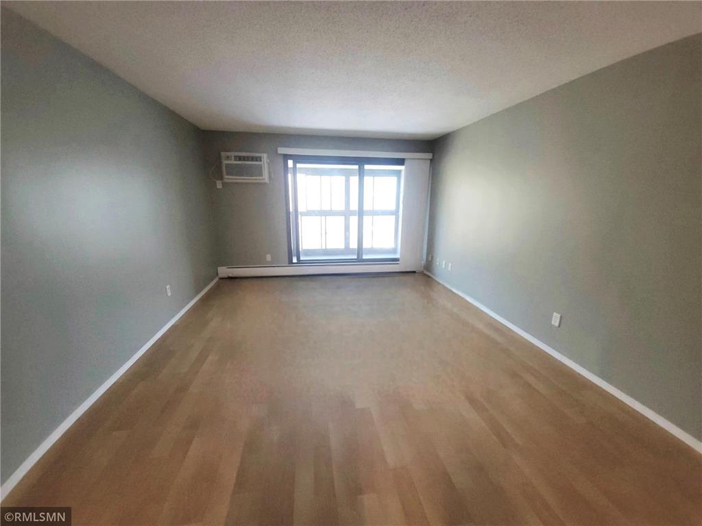 1871 Silver Bell Road #321 Eagan MN 55122 7062647 image4