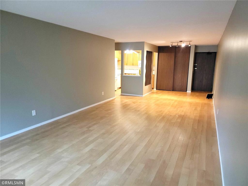 1871 Silver Bell Road #321 Eagan MN 55122 7062647 image5