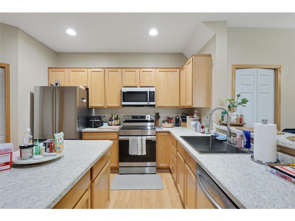 1871 Wildflower Court Shoreview MN 55126 7077015 image15