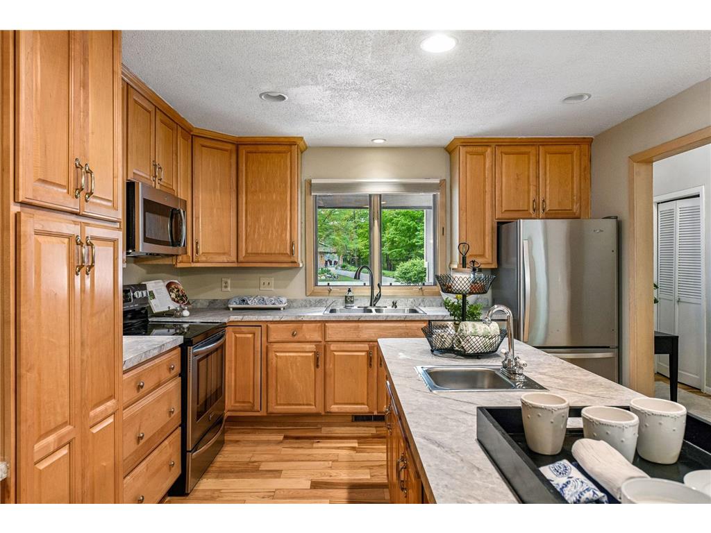 18710 28th Avenue N Plymouth MN 55447 7056682 image4