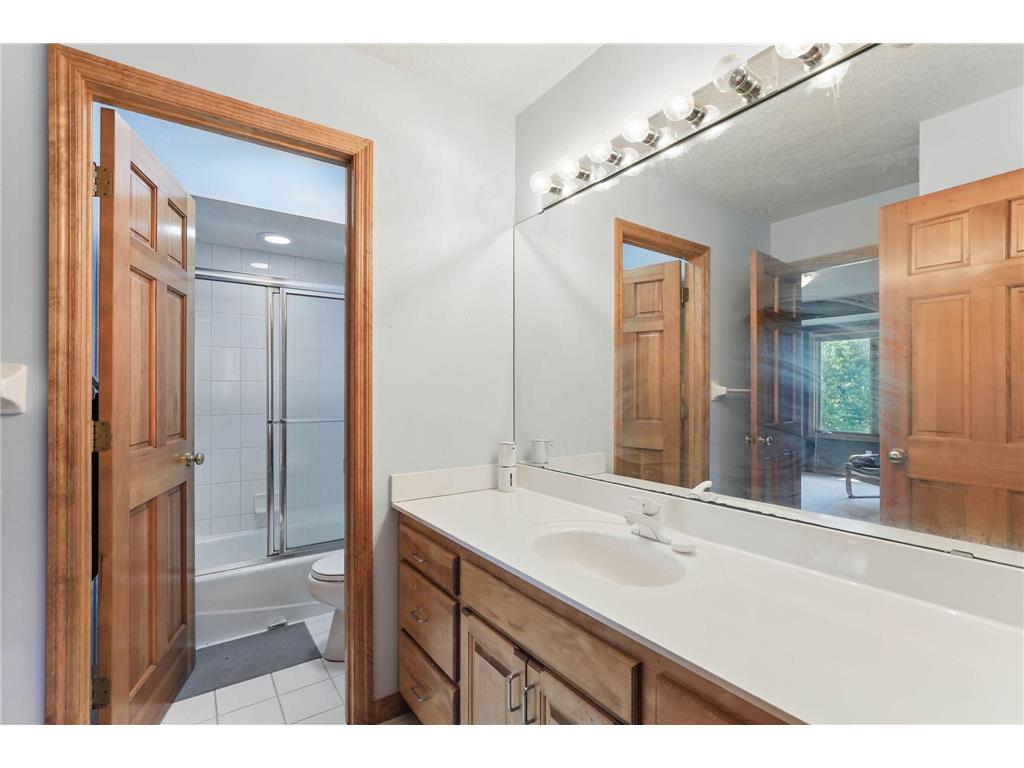 18715 24th Avenue N Plymouth MN 55447 - Mooney 7037827 image29