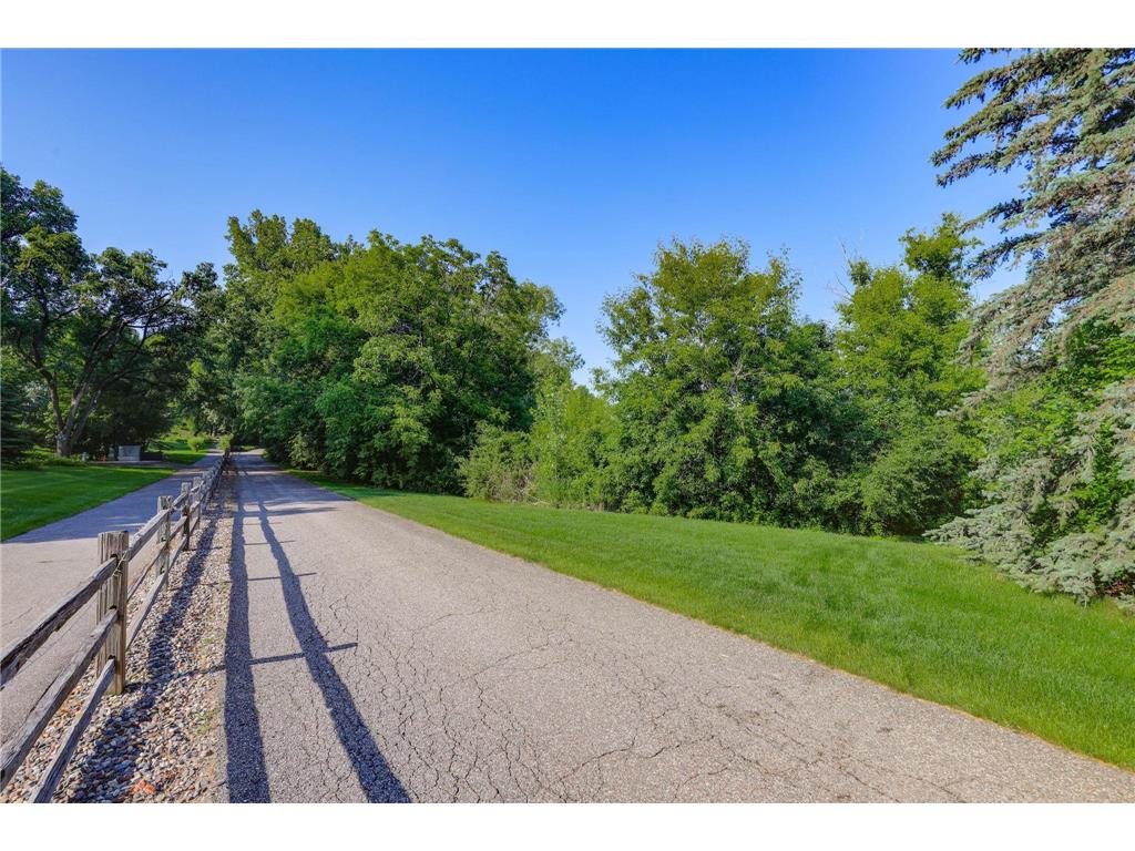 18715 24th Avenue N Plymouth MN 55447 - Mooney 7037827 image55