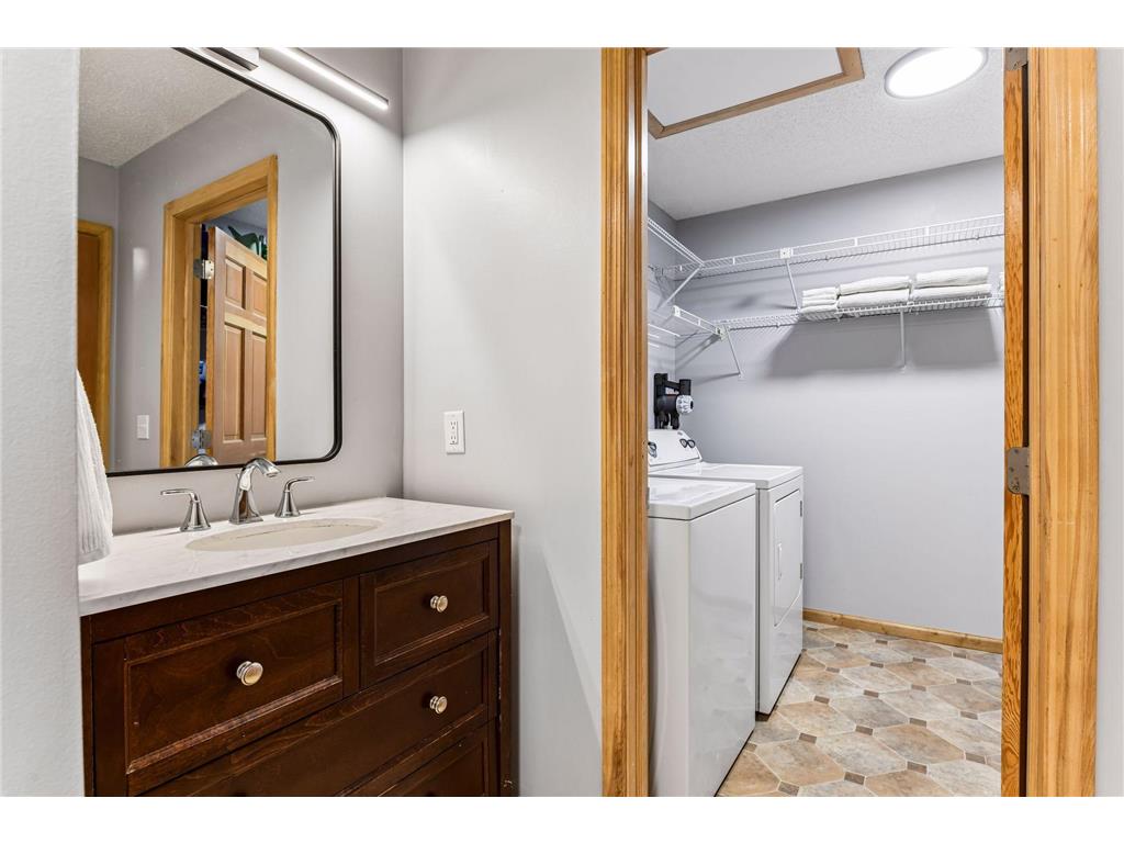 18721 Clear View Court Minnetonka MN 55345 7043622 image24