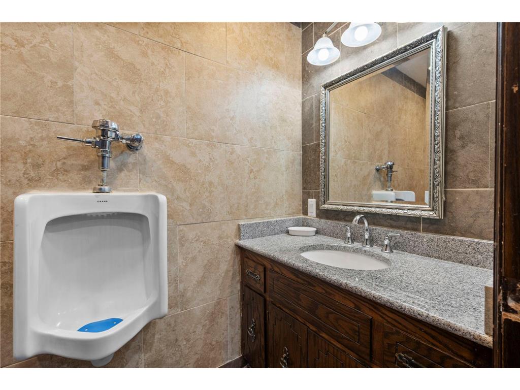 18725 28th Avenue N Plymouth MN 55447 7042222 image35