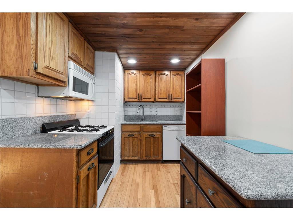 18725 28th Avenue N Plymouth MN 55447 7042222 image38