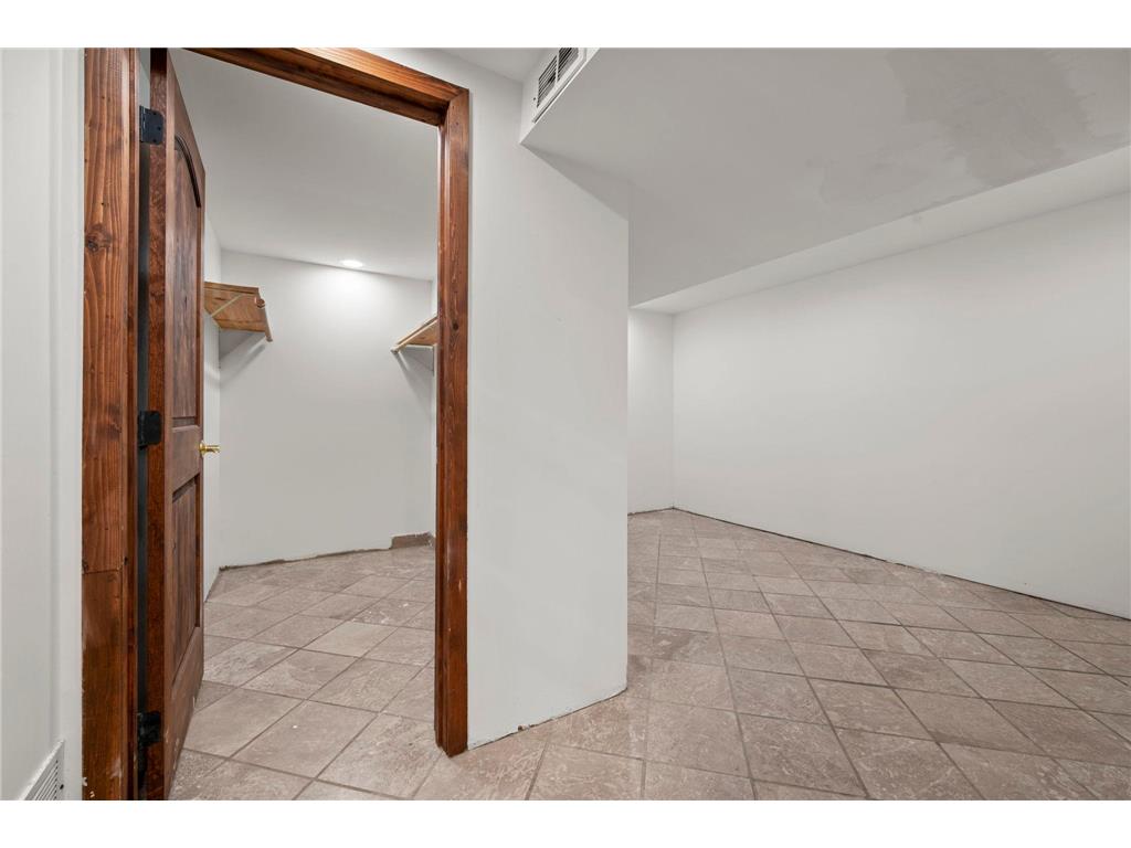 18725 28th Avenue N Plymouth MN 55447 7042222 image46