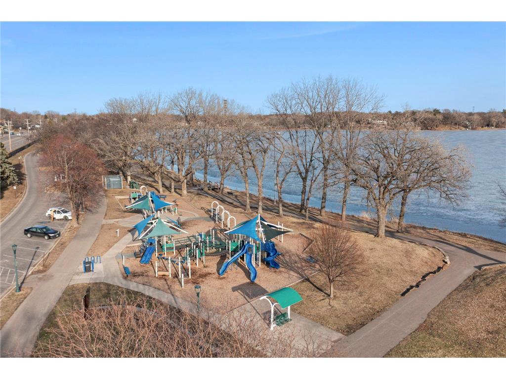 18725 28th Avenue N Plymouth MN 55447 7042222 image75
