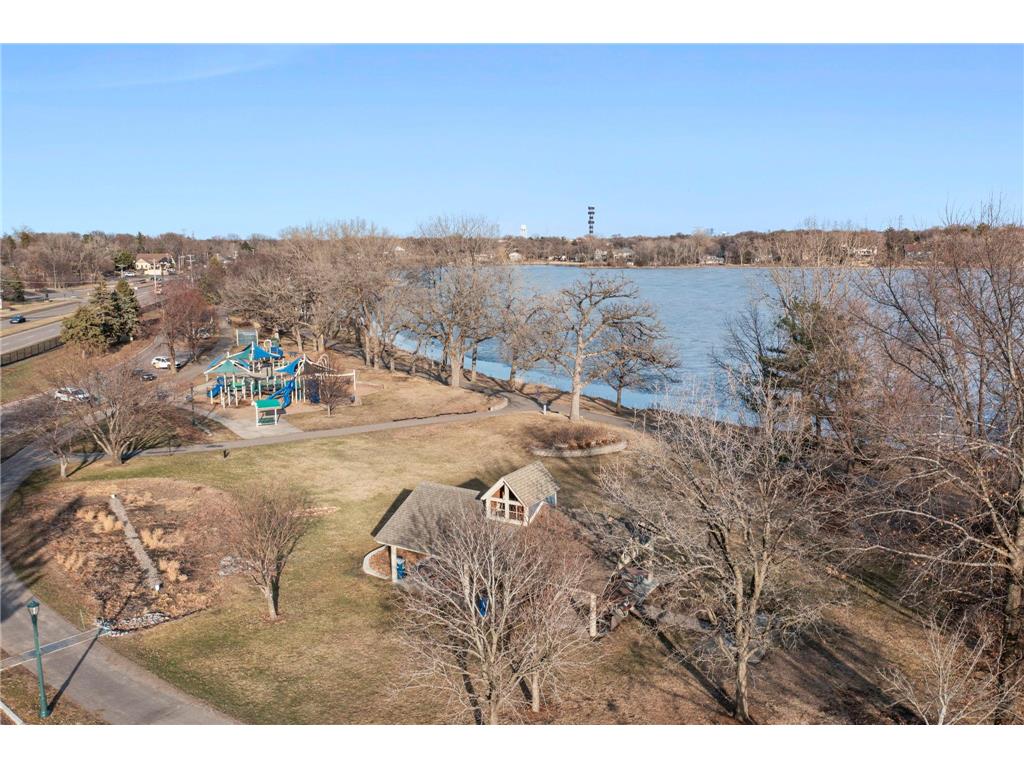 18725 28th Avenue N Plymouth MN 55447 7042222 image76