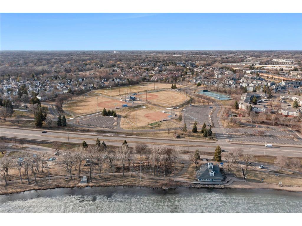 18725 28th Avenue N Plymouth MN 55447 7042222 image81