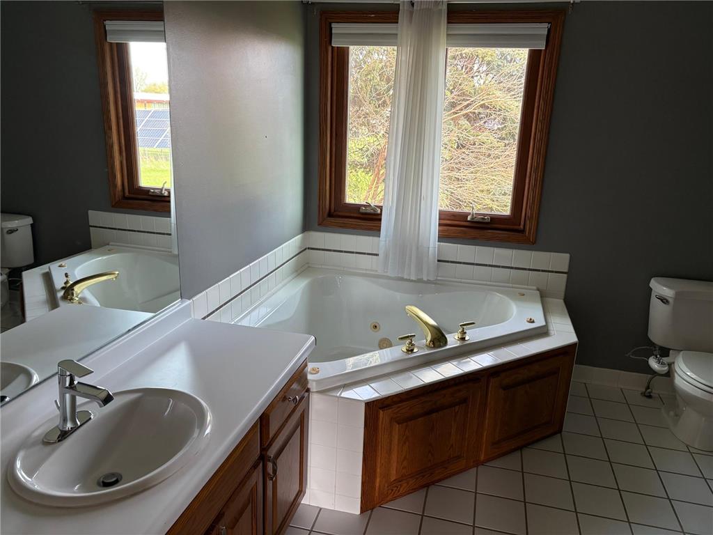 1873 Eldridge Avenue W Roseville MN 55113 7067430 image11