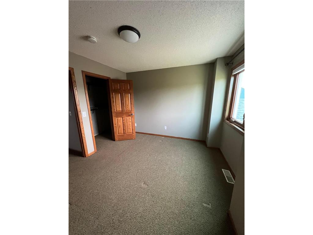 1873 Eldridge Avenue W Roseville MN 55113 7067430 image13