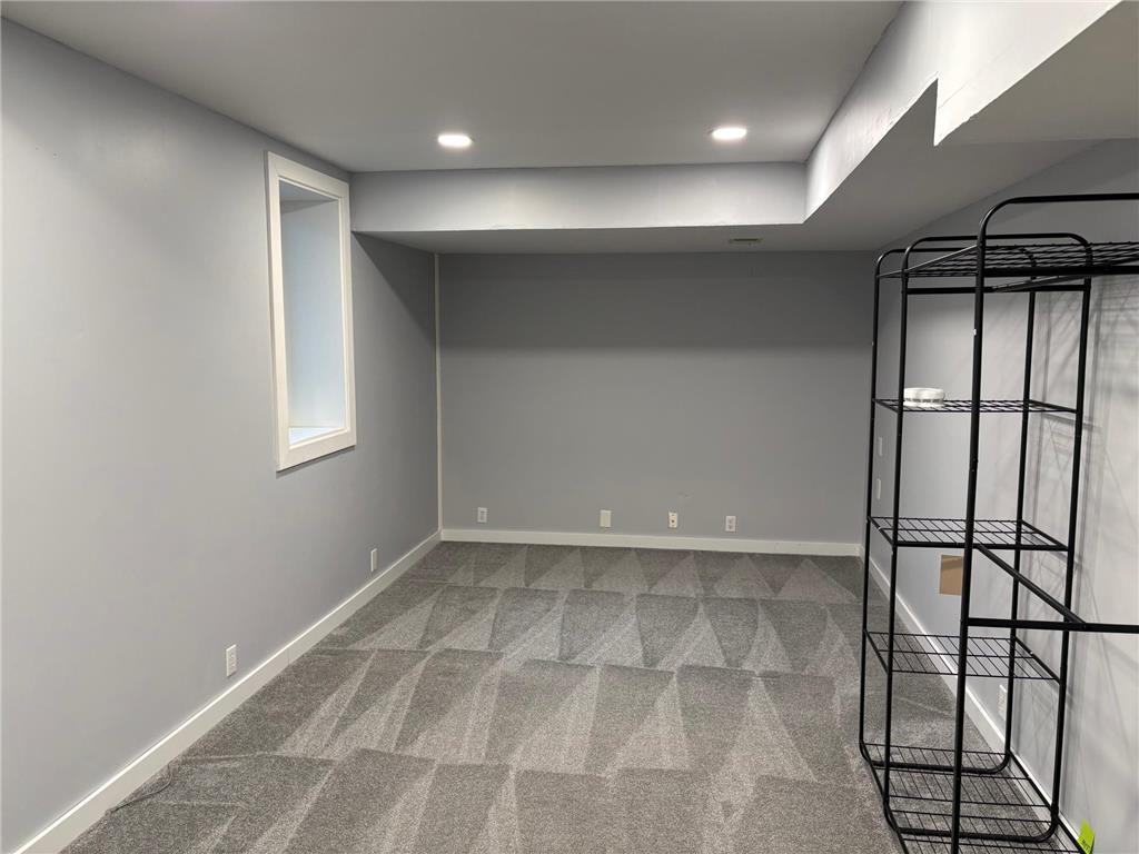 1873 Eldridge Avenue W Roseville MN 55113 7067430 image17