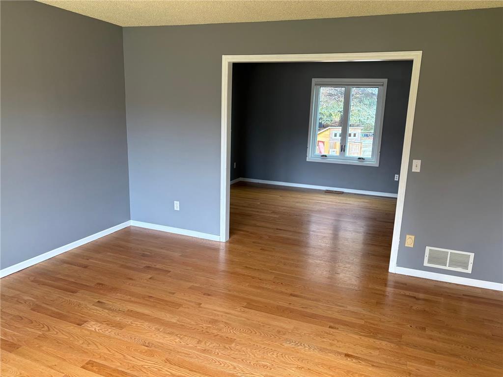 1873 Eldridge Avenue W Roseville MN 55113 7067430 image8
