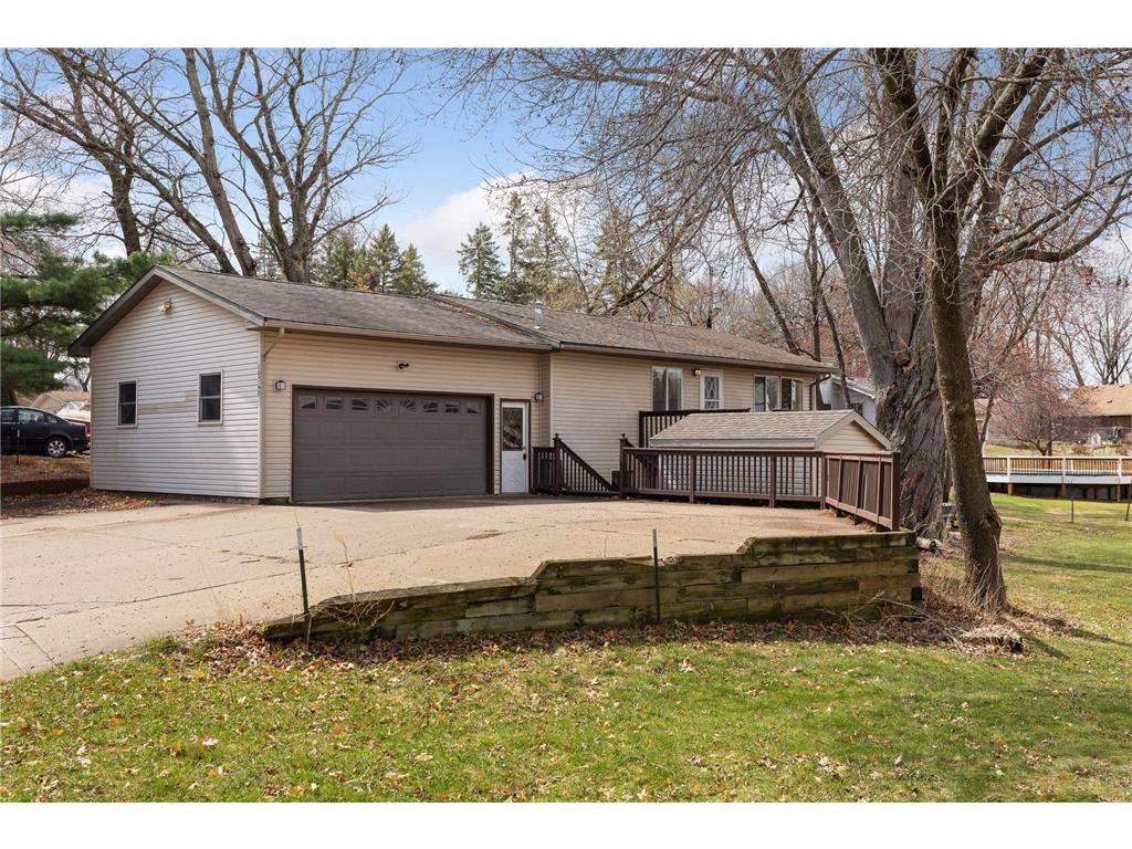 18748 Breezy Point Drive NE East Bethel MN 55092 - Coon 6259784 image1