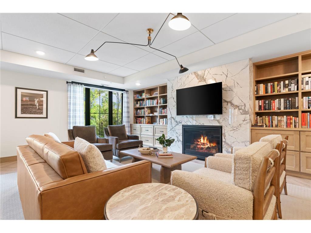 1875 E Shore Drive #302 Maplewood MN 55109 - Phalen 7017791 image28