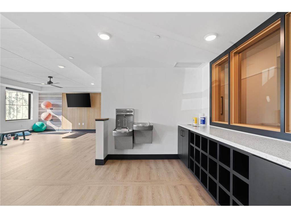 1875 E Shore Drive #302 Maplewood MN 55109 - Phalen 7017791 image33