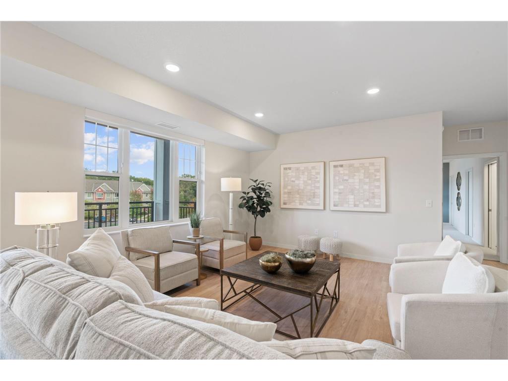 1875 E Shore Drive #302 Maplewood MN 55109 - Phalen 7017791 image37