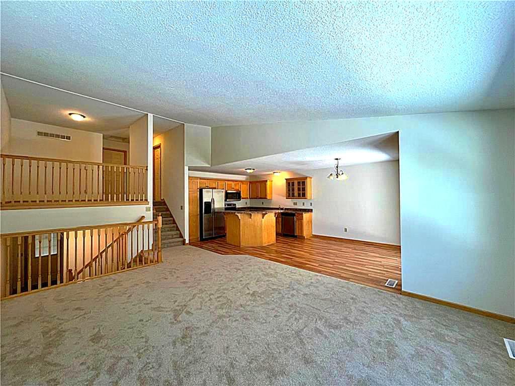 1875 Garden Way Saint Paul MN 55119 7094098 image2