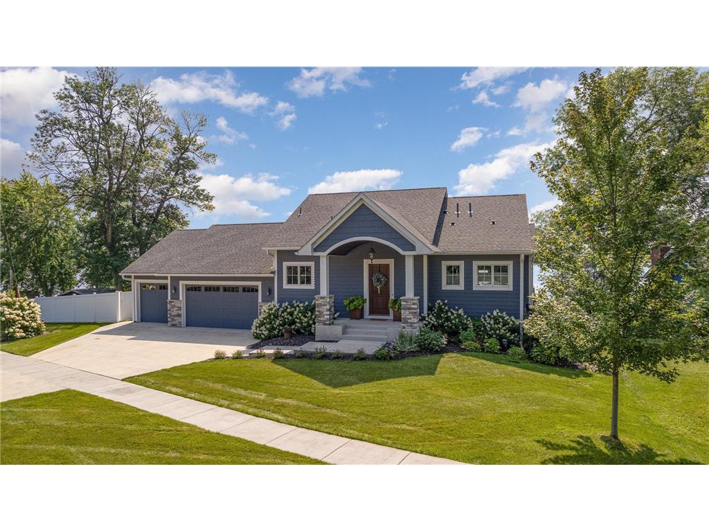 1875 Shoreline Boulevard Shakopee MN 55379 - Spring 6589224 image1