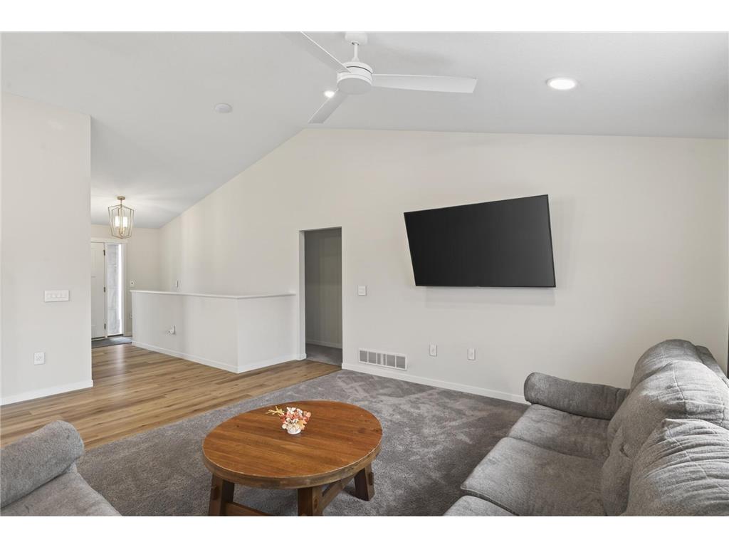 18753 Orchid Street NW Oak Grove MN 55303 7086372 image16
