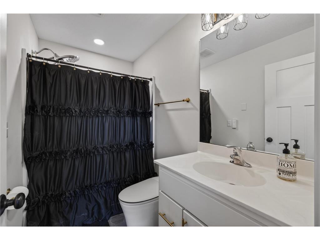 18753 Orchid Street NW Oak Grove MN 55303 7086372 image21
