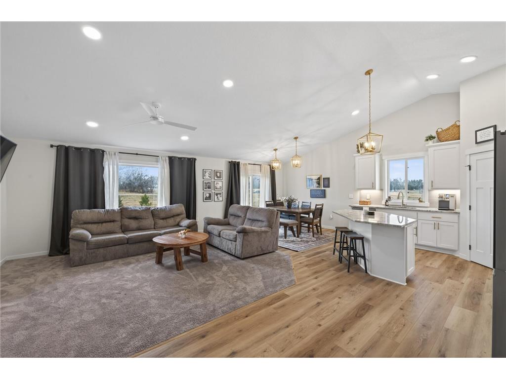 18753 Orchid Street NW Oak Grove MN 55303 7086372 image4