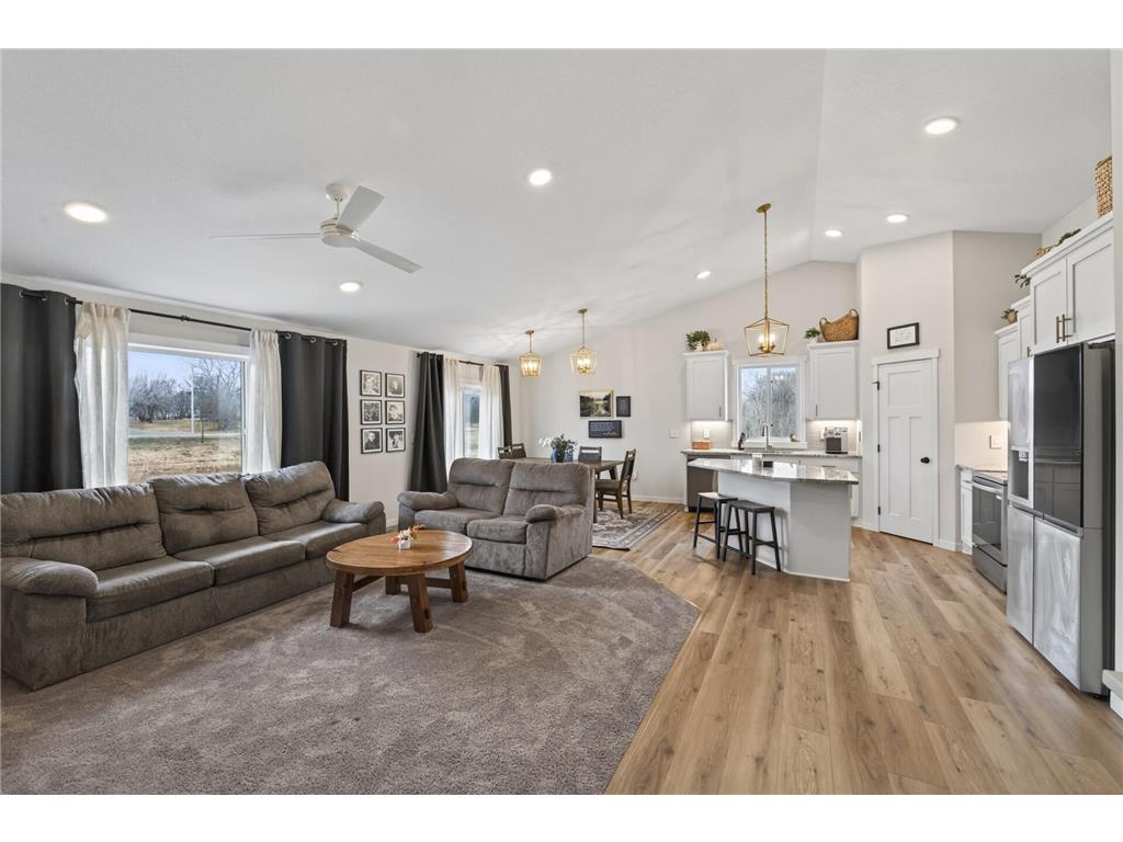 18753 Orchid Street NW Oak Grove MN 55303 7086372 image5