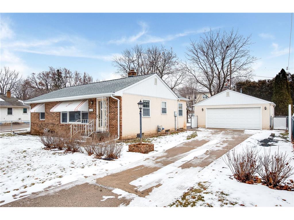 1876 Aglen Street Roseville MN 55113 6471701 image1