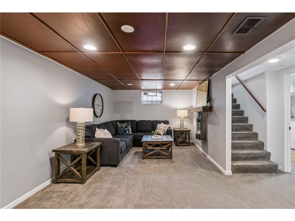 1877 Graham Avenue Saint Paul MN 55116 7078660 image19